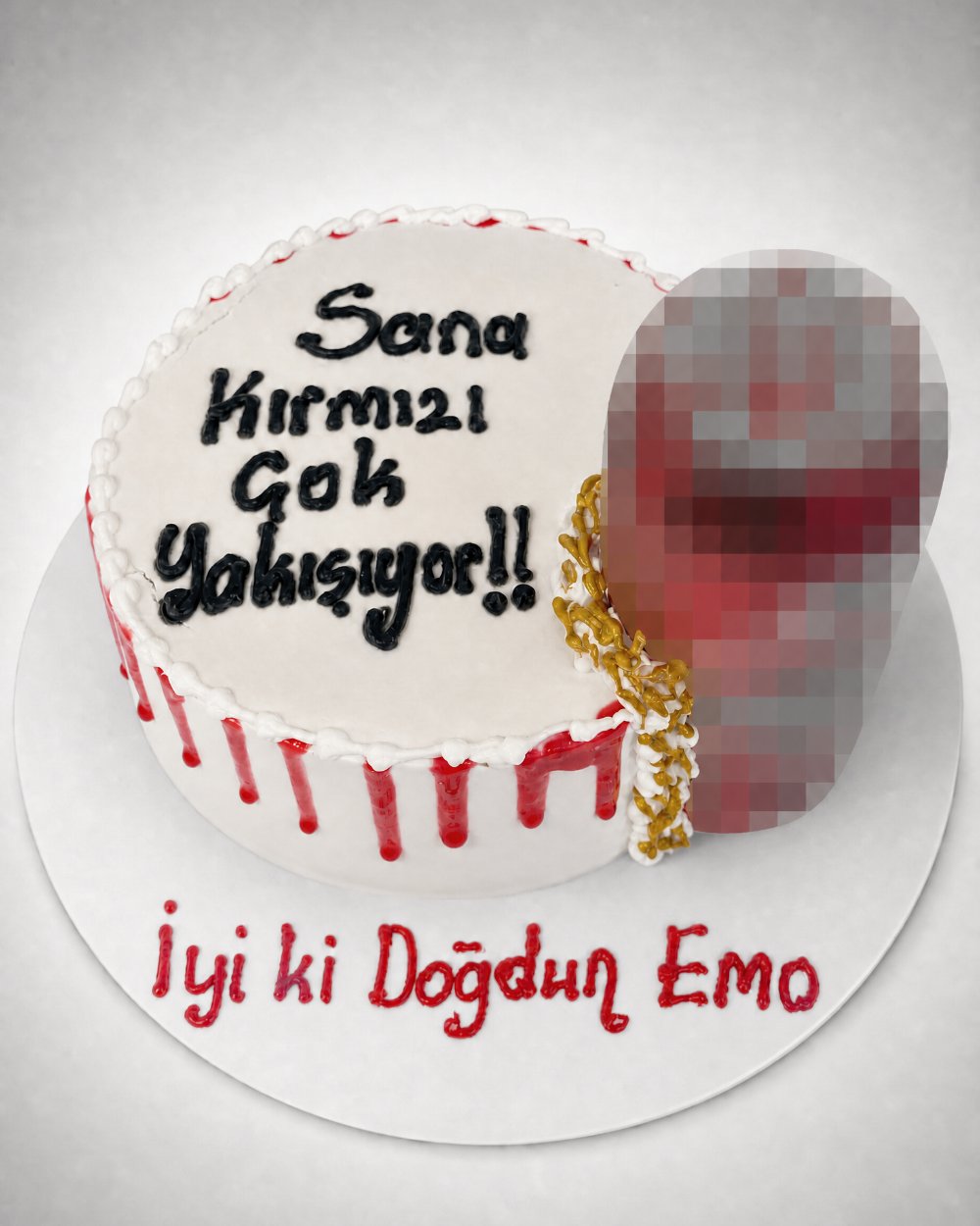 İçeçek desenli pasta